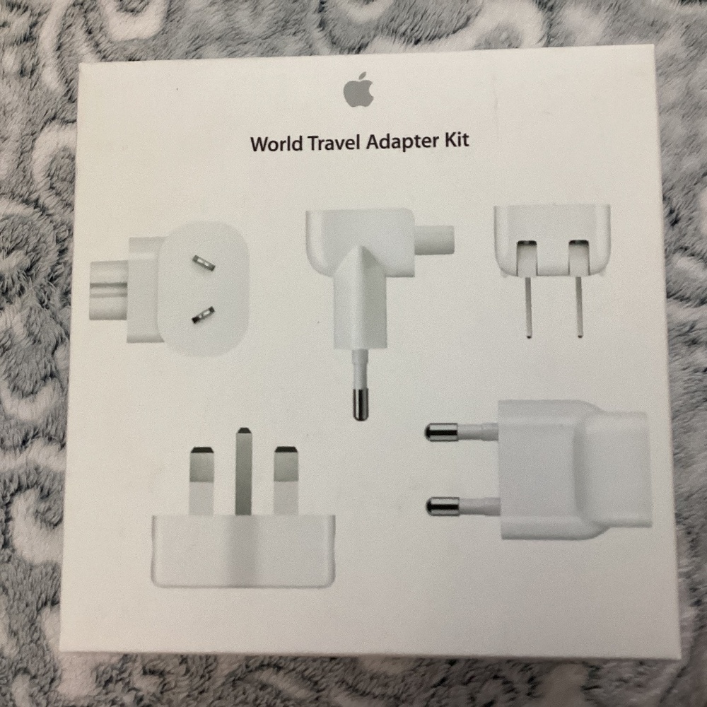 Apple World Travel Adapter Kit